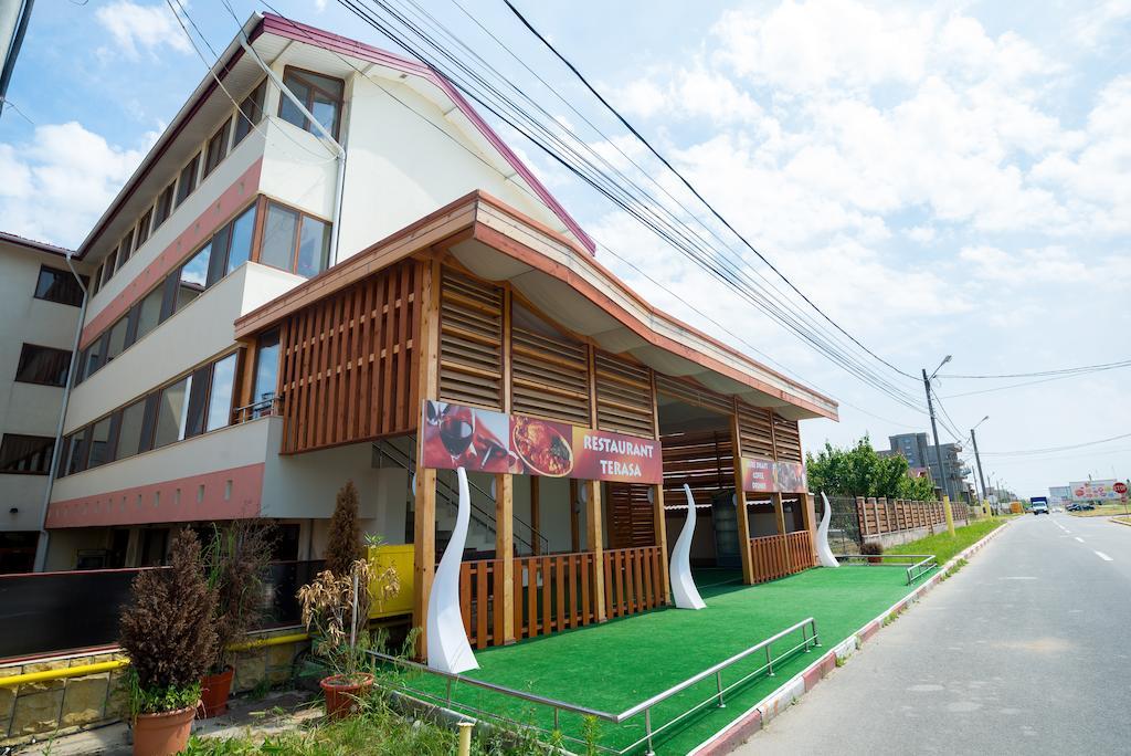 Hostel Nova Route Năvodari Exterior foto